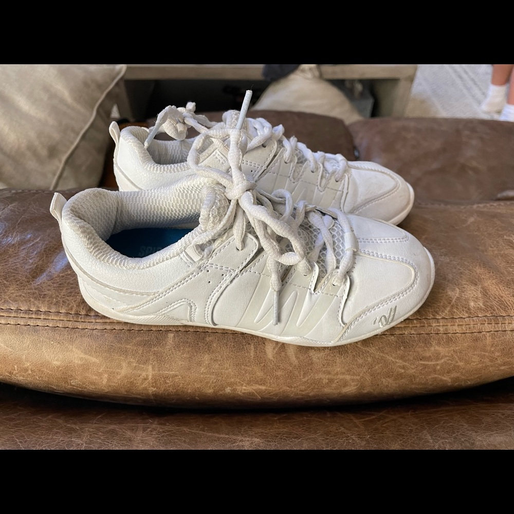 Varsity tradition cheer shoes